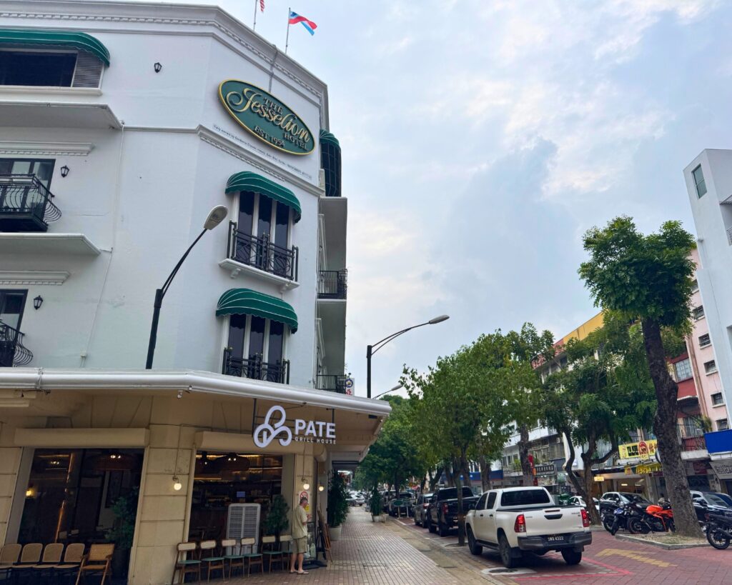 Guided City Walking Historical Tour KK