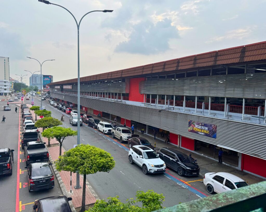 Guided City Walking Historical Tour KK